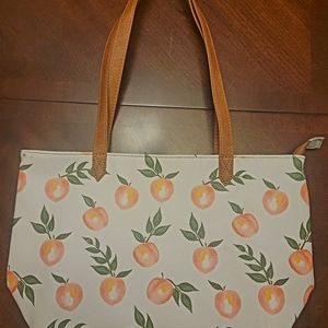 Peaches Thirty-One Purse